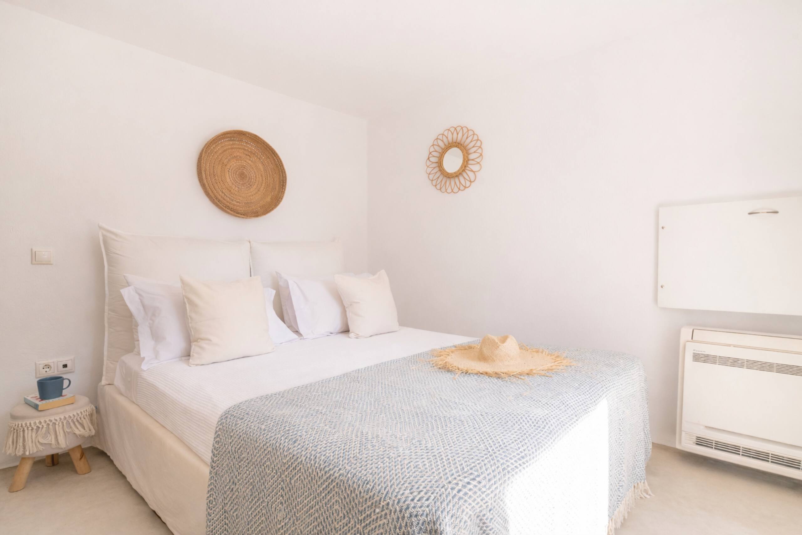 Villa Ocean Blue by LLB | Beach in 6' walking 32