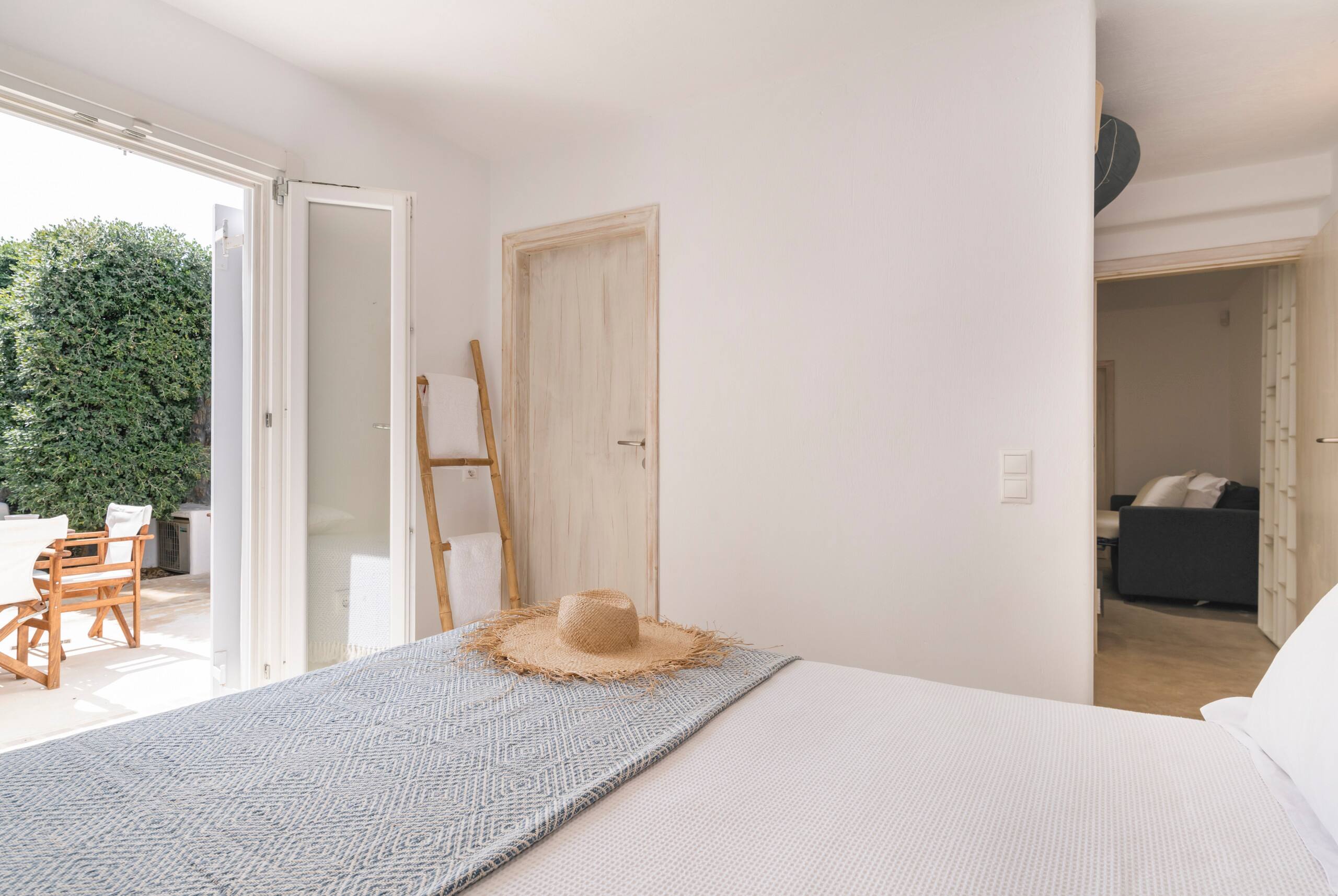 Villa Ocean Blue by LLB | Beach in 6' walking 28