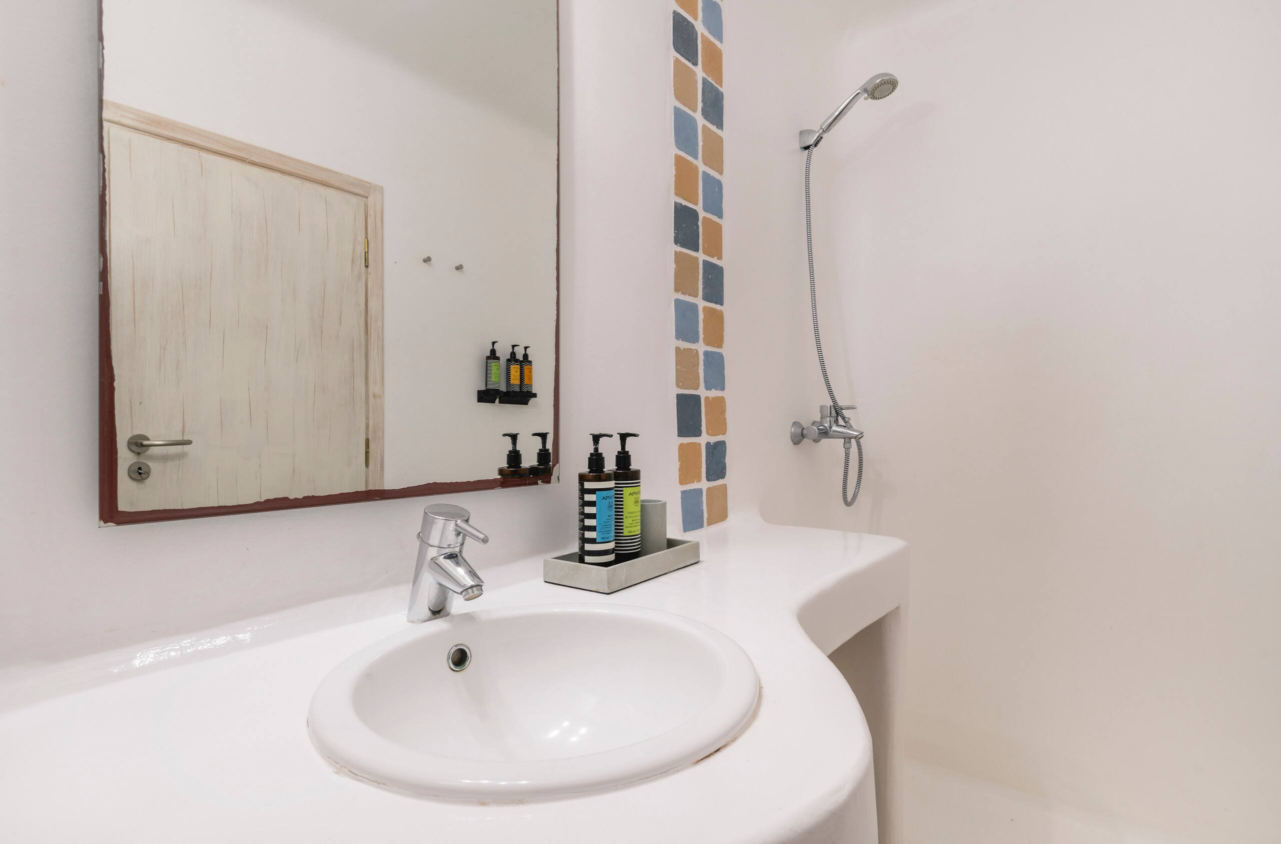 Villa Ocean Blue by LLB | Beach in 6' walking 37