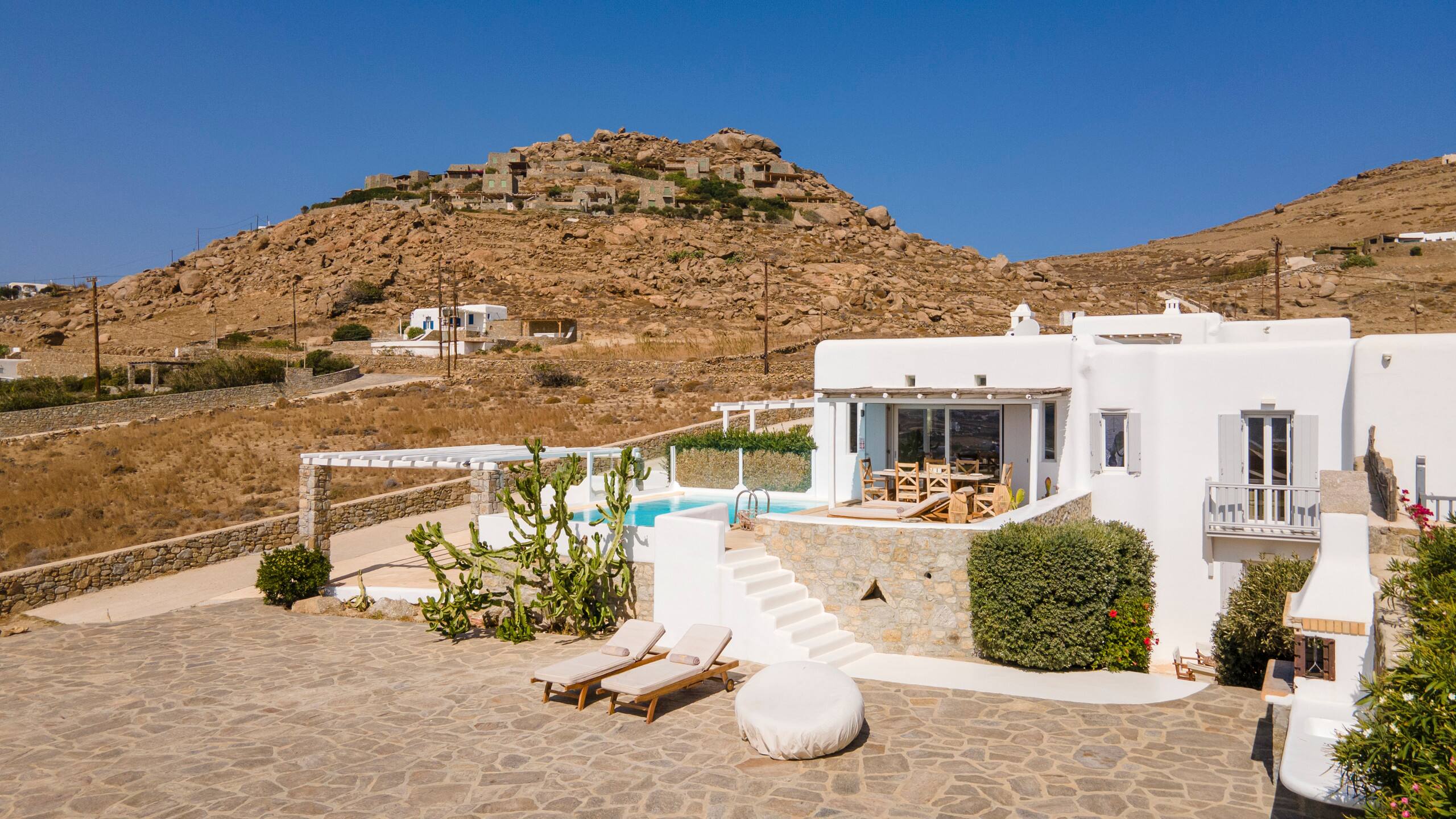 Villa Ocean Blue by LLB | Beach in 6' walking 7