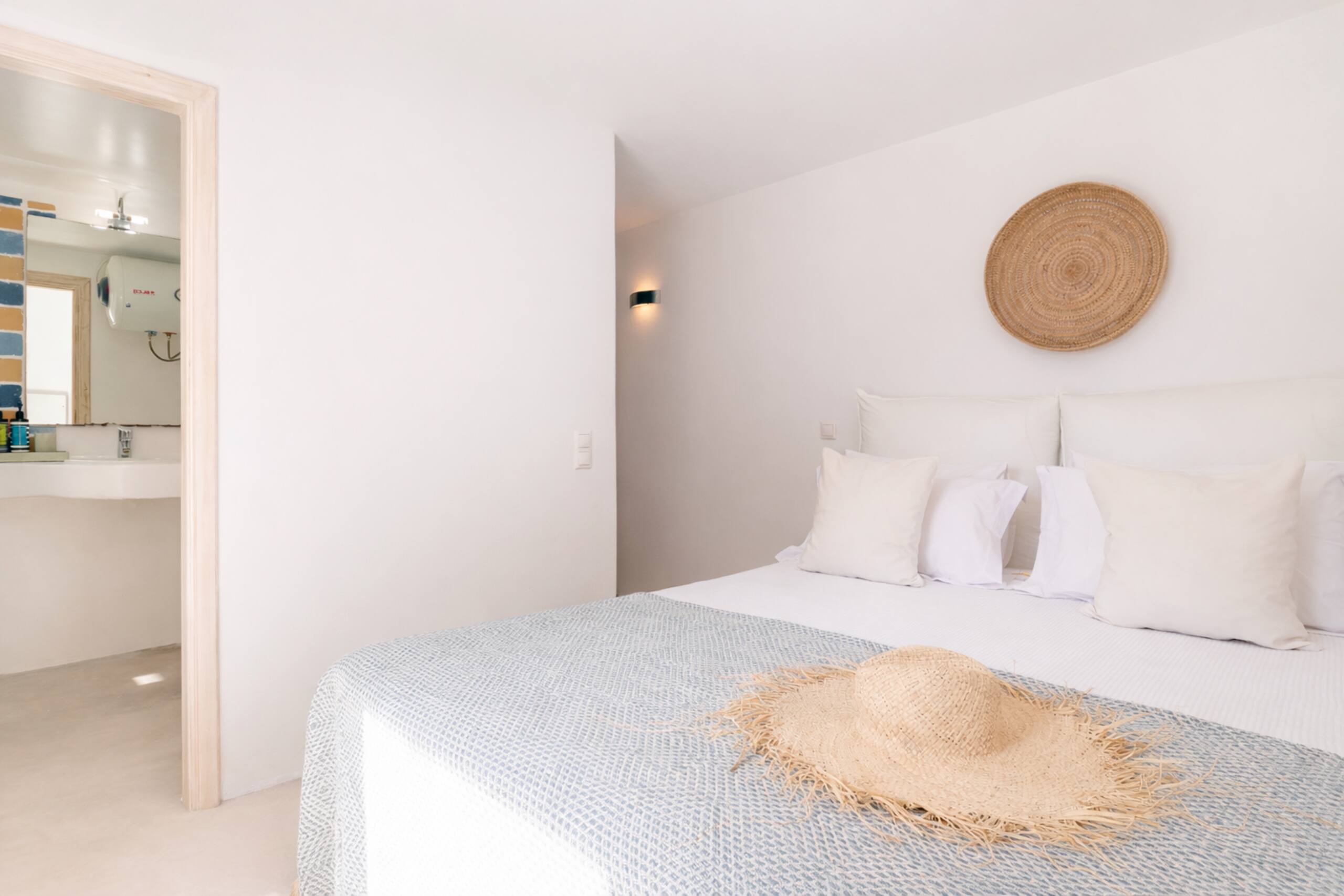 Villa Ocean Blue by LLB | Beach in 6' walking 29