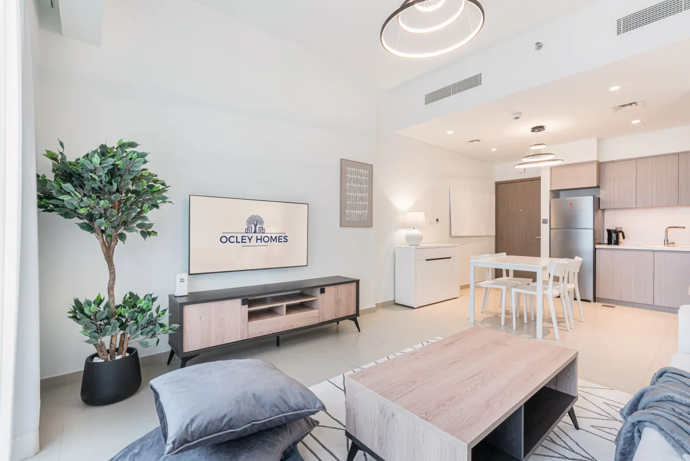 Premium Home Minutes away from Burj Khalifa 10