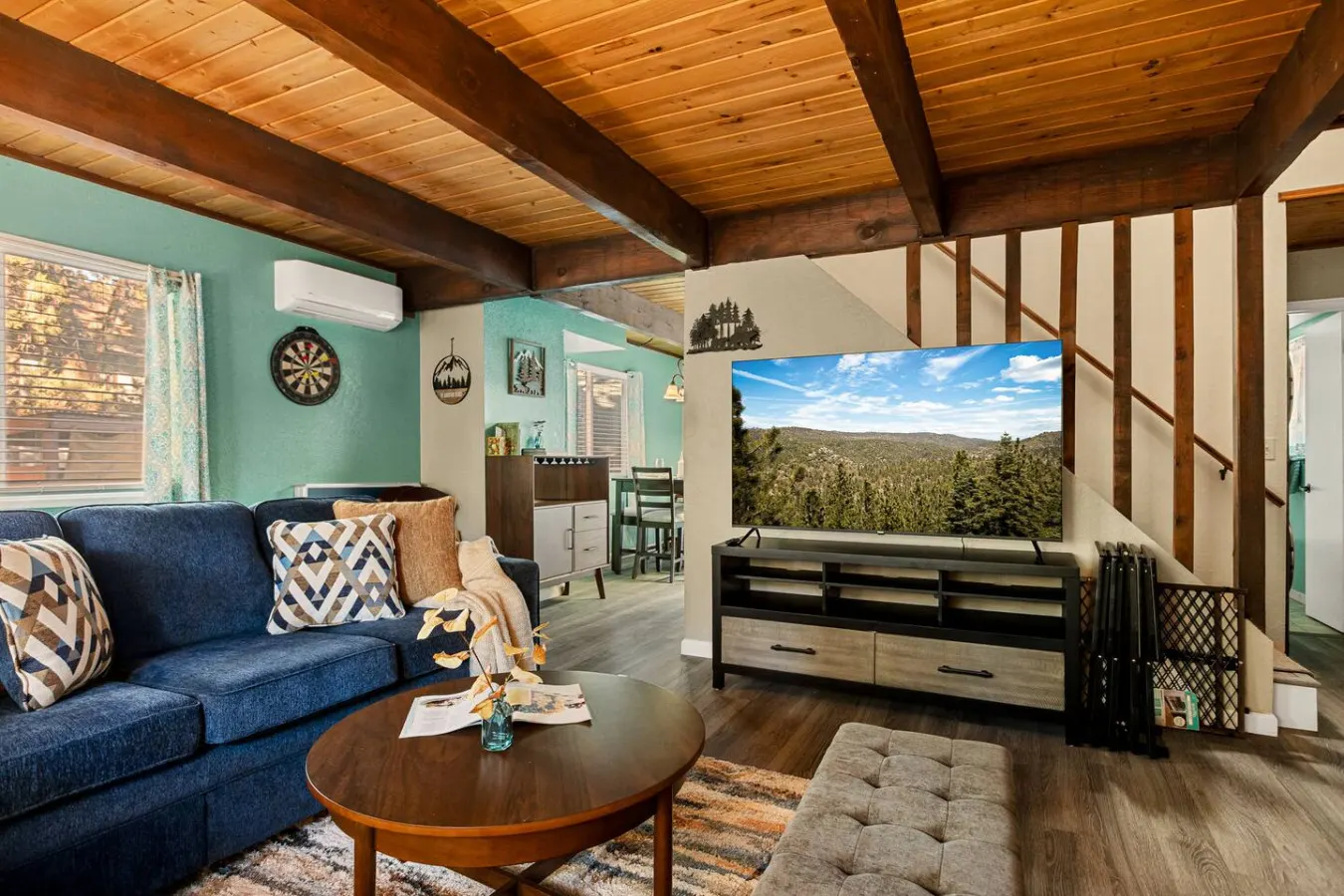 Cozy & New Turquoise Bear cabin w/ Deck & Hot Tub 11