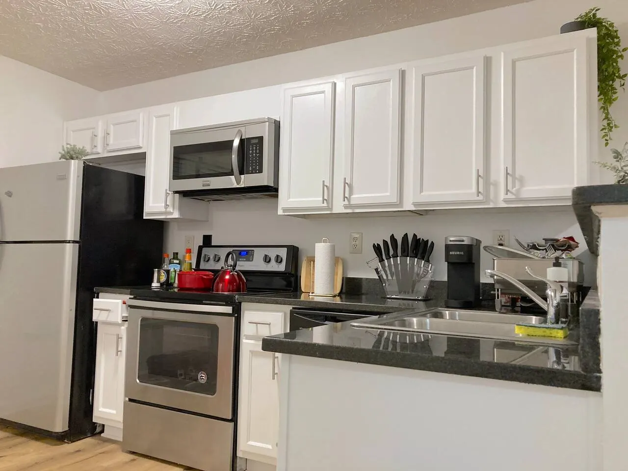 Stylish 3BR Townhome Near Everything 14