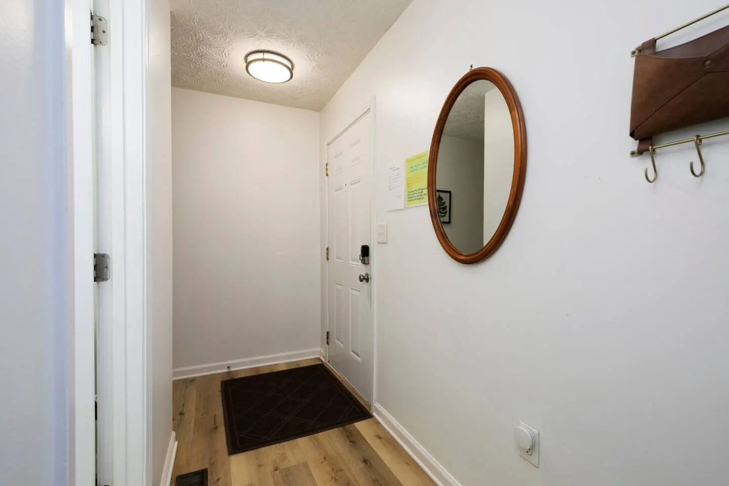 Stylish 3BR Townhome Near Everything 6
