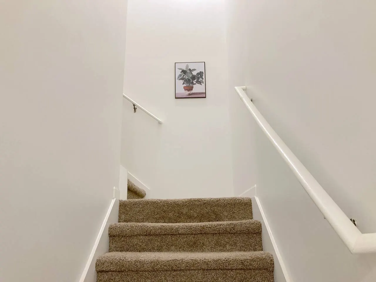Stylish 3BR Townhome Near Everything 7