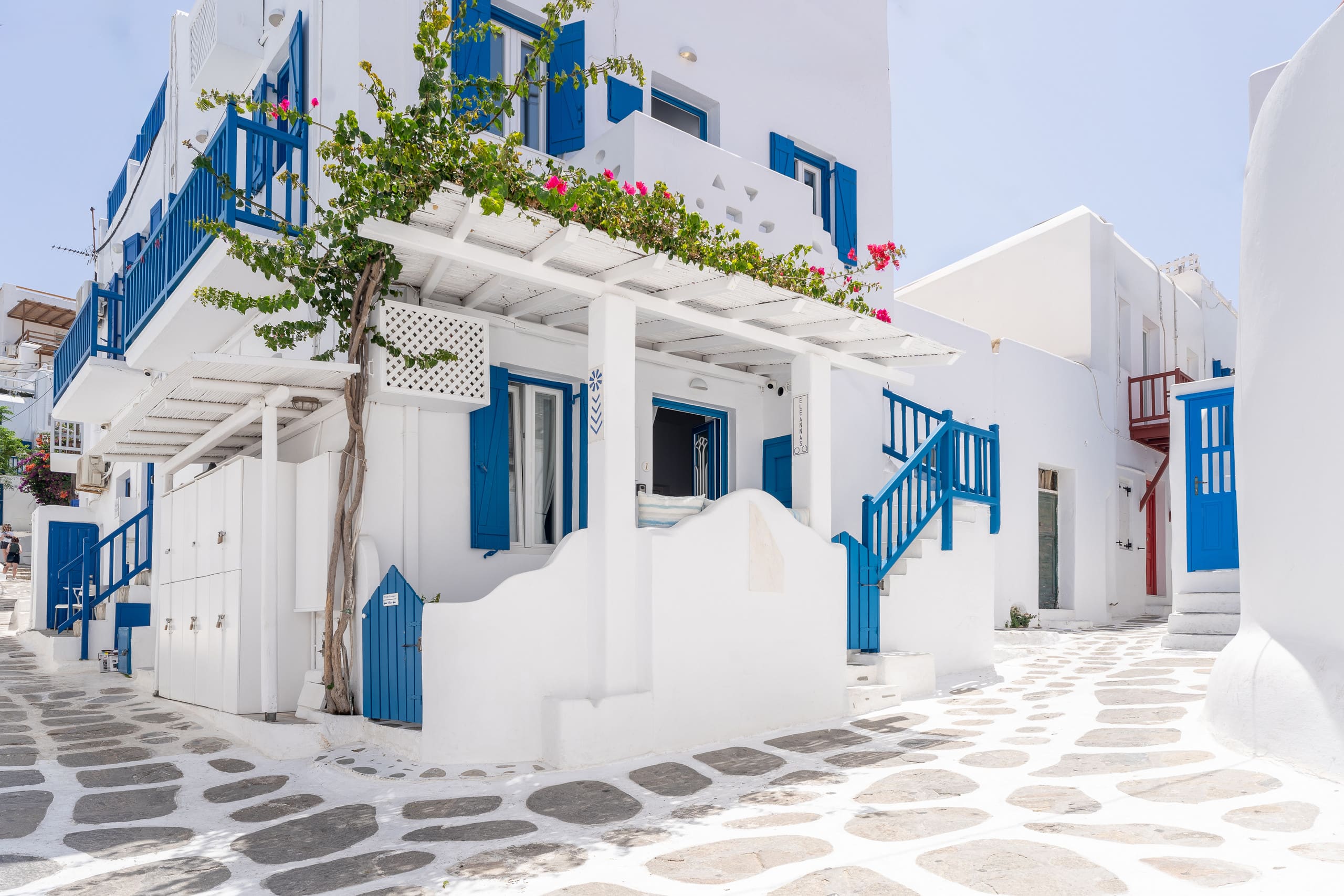 Queen four-bedroom Seaview Cycladic Home