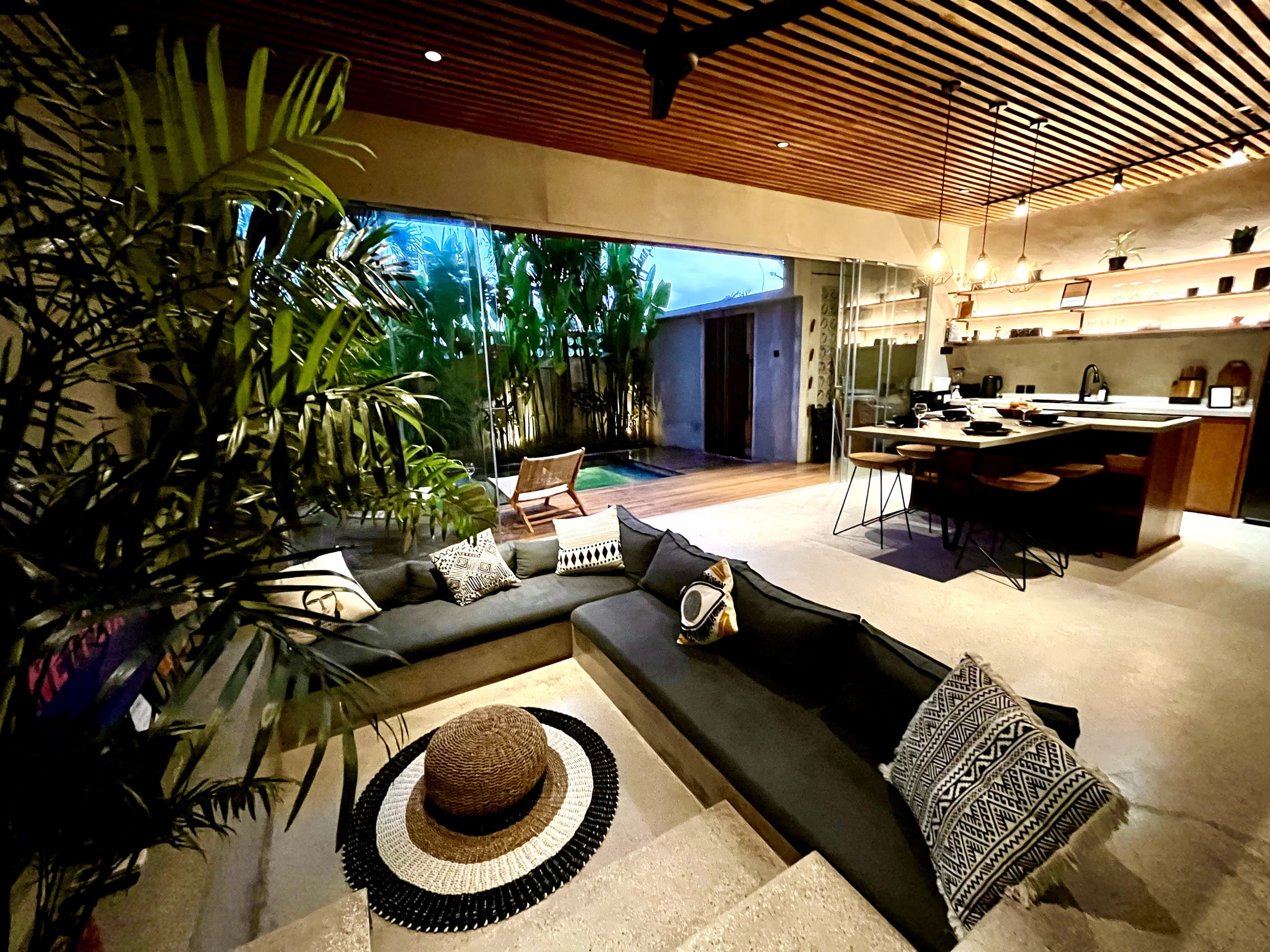 Walk To The Beach / Rooftop Ocean View / Lux Villa 18