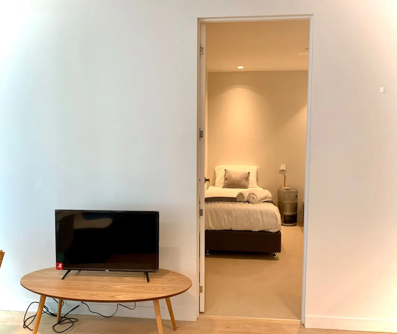 Two City Apartments on Elizabeth St 12