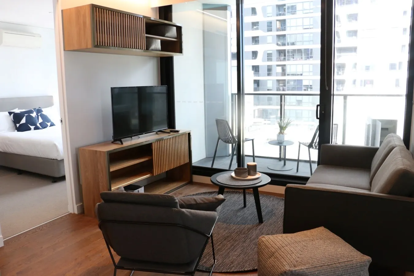 Two City Apartments on Elizabeth St 15