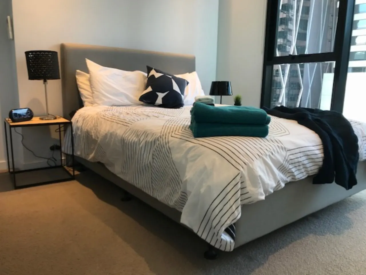 Two City Apartments on Elizabeth St 18