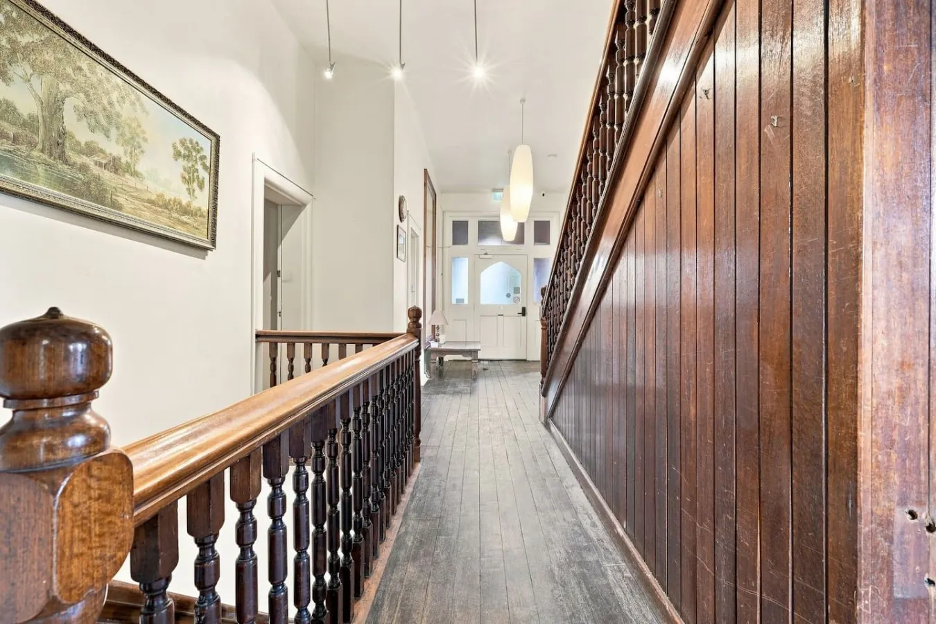 Edinburgh Queen & Single Rm + Ensuite 18