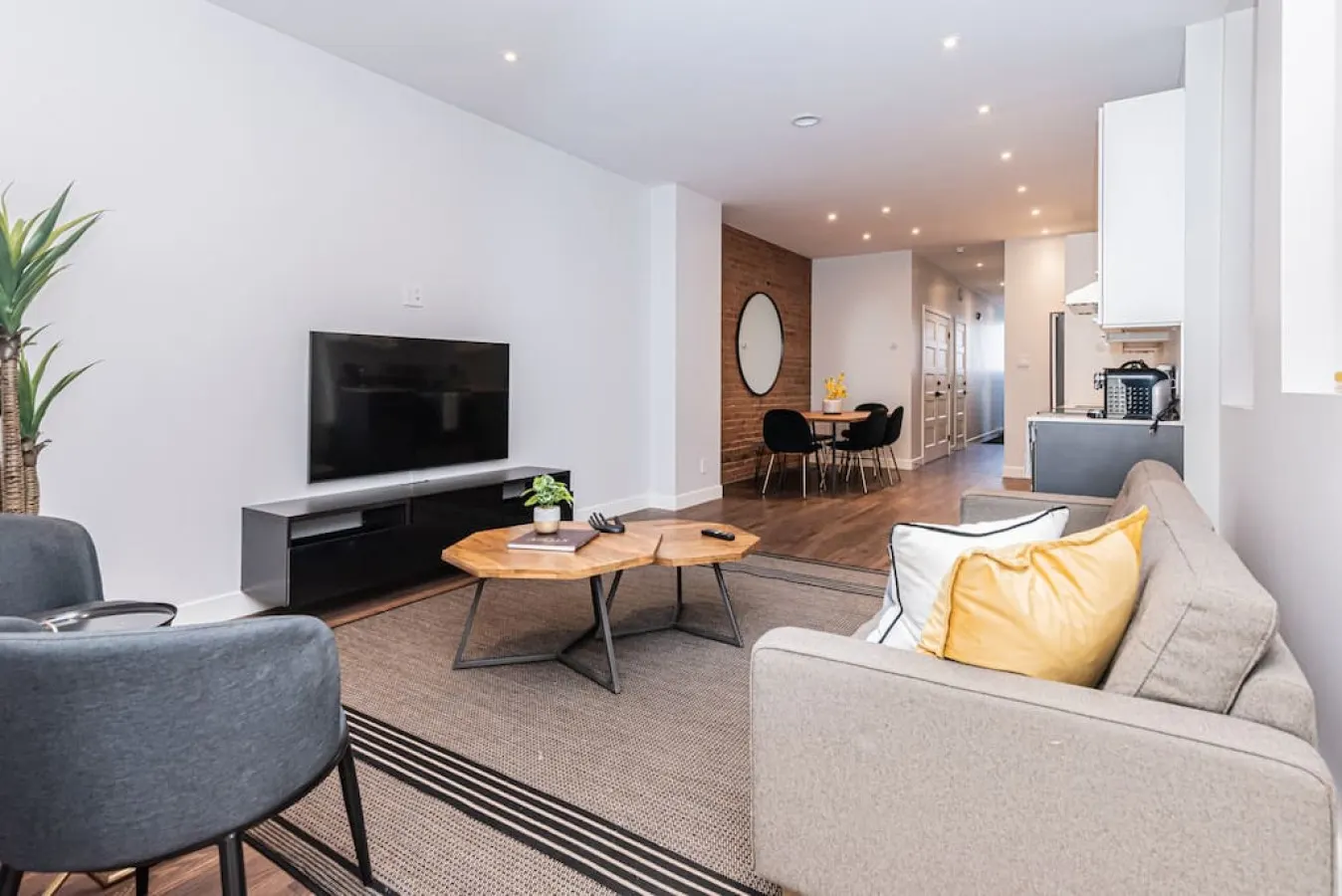Plateau - Vast and perfectly located 3 bedroom flat