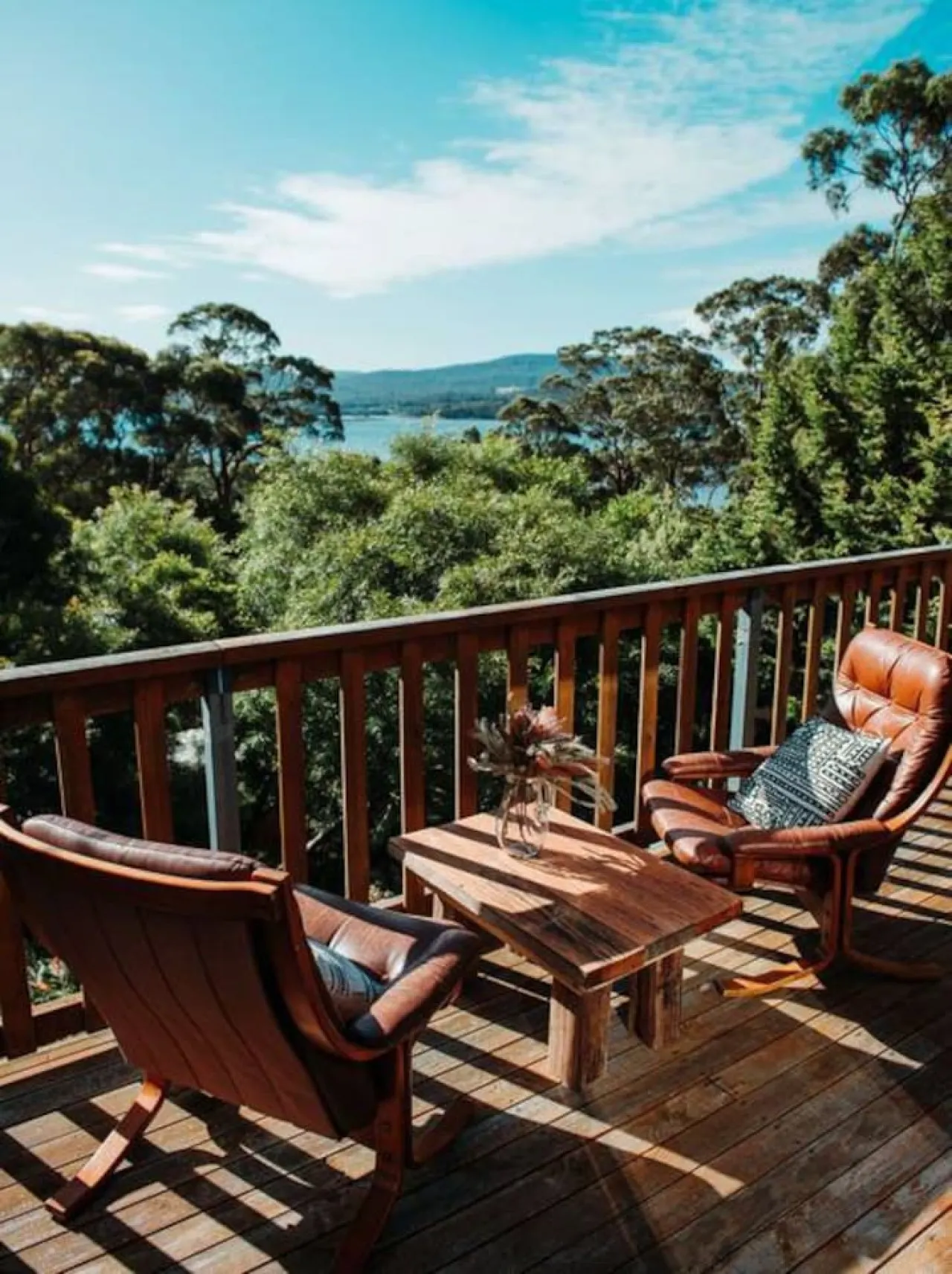 Kelp Cabin - White Beach