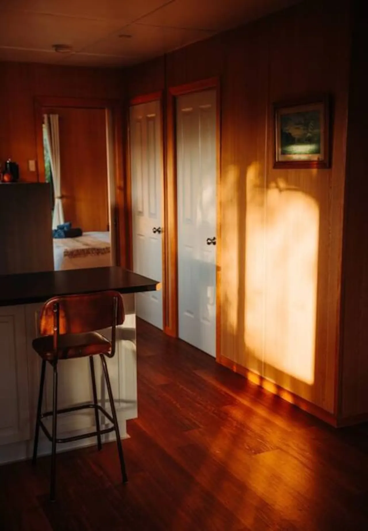 Kelp Cabin - White Beach 16