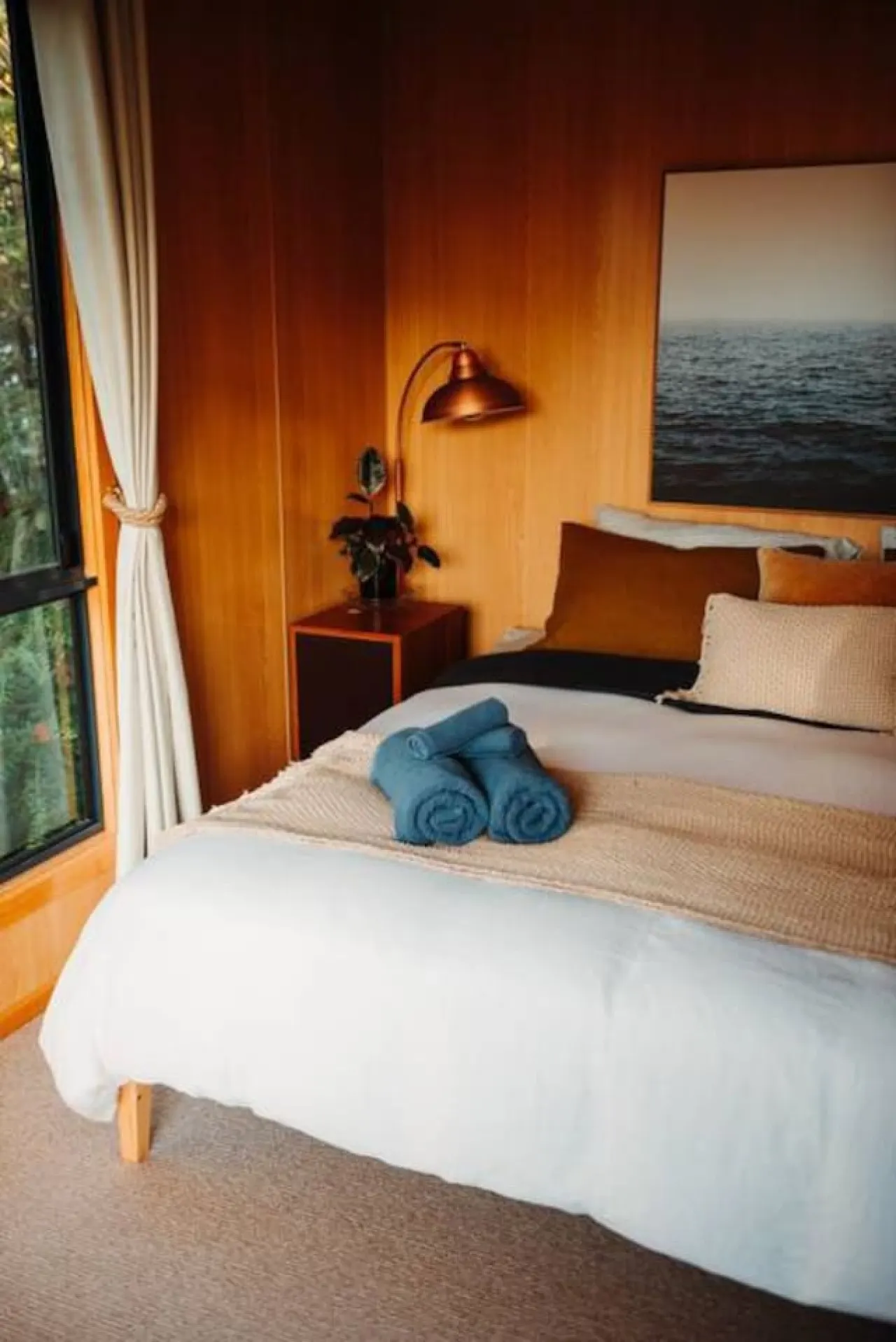 Kelp Cabin - White Beach 20