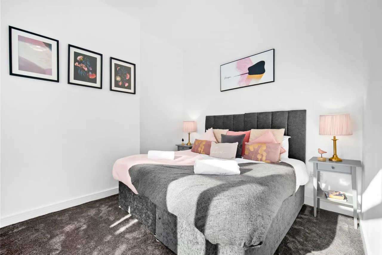 Stylish Apartment - Netflix - On Street Parking 1 — photo 2
