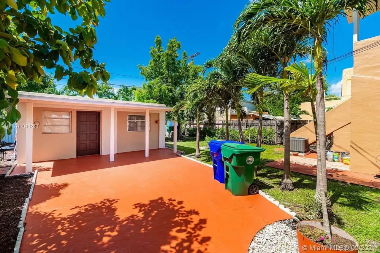 Little Havana - Calle Ocho - King Bed 17