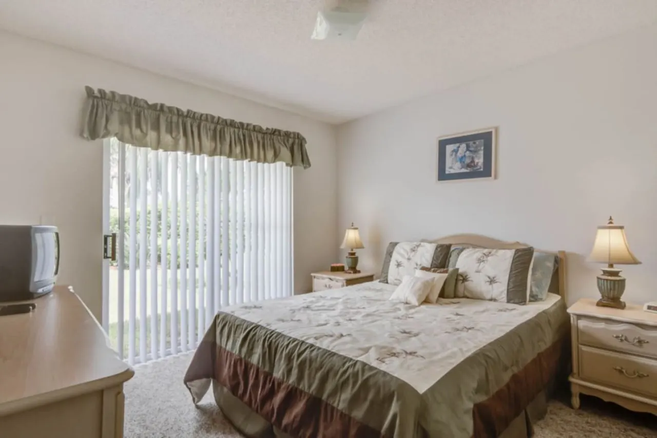 Cozy & Spacious 4-Bedroom Villa with Private Pool in Southern Dunes Golf & Country Club 12