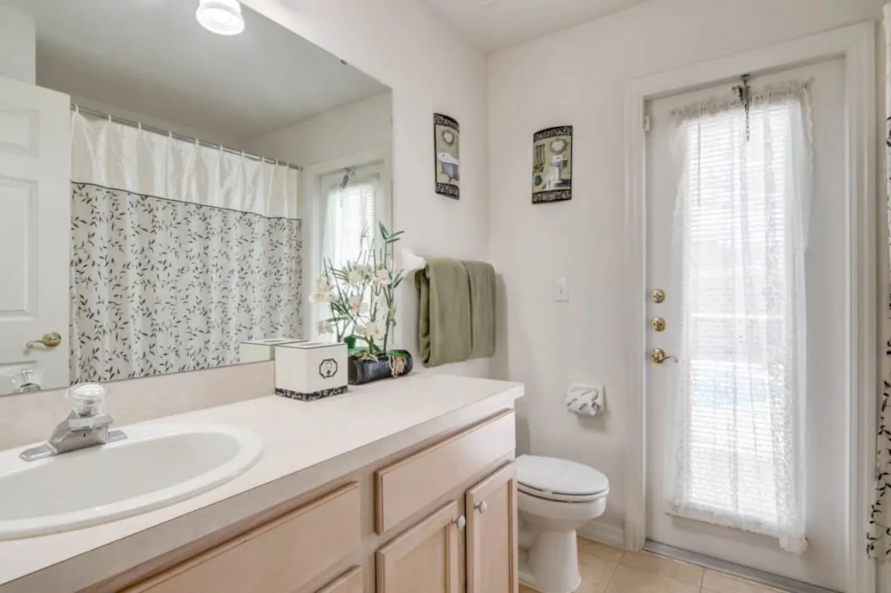 Cozy & Spacious 4-Bedroom Villa with Private Pool in Southern Dunes Golf & Country Club 14