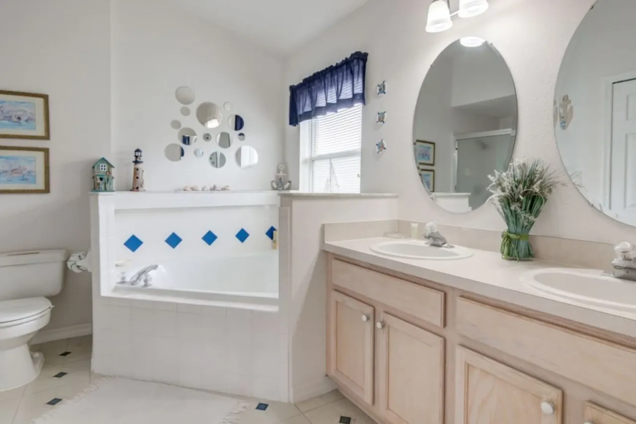Cozy & Spacious 4-Bedroom Villa with Private Pool in Southern Dunes Golf & Country Club 16