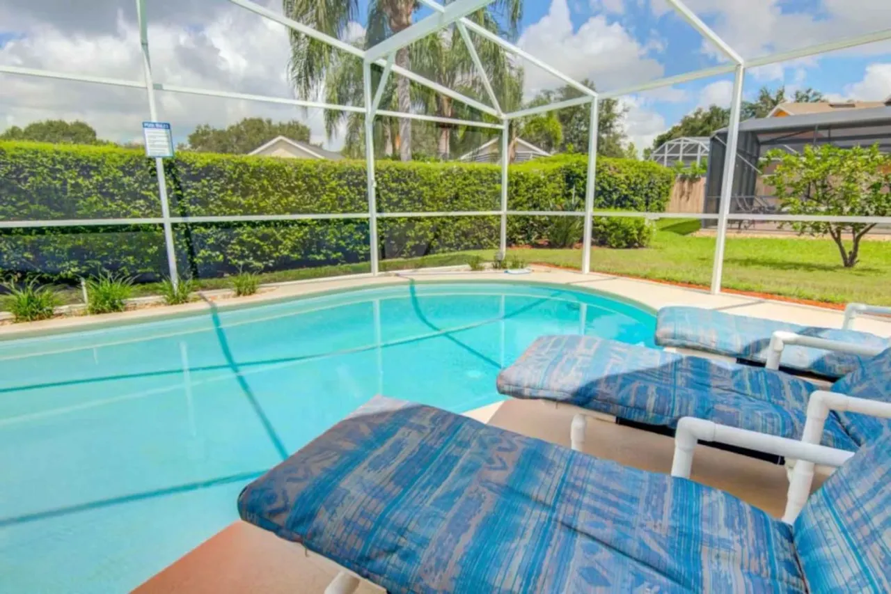 Cozy & Spacious 4-Bedroom Villa with Private Pool in Southern Dunes Golf & Country Club 6