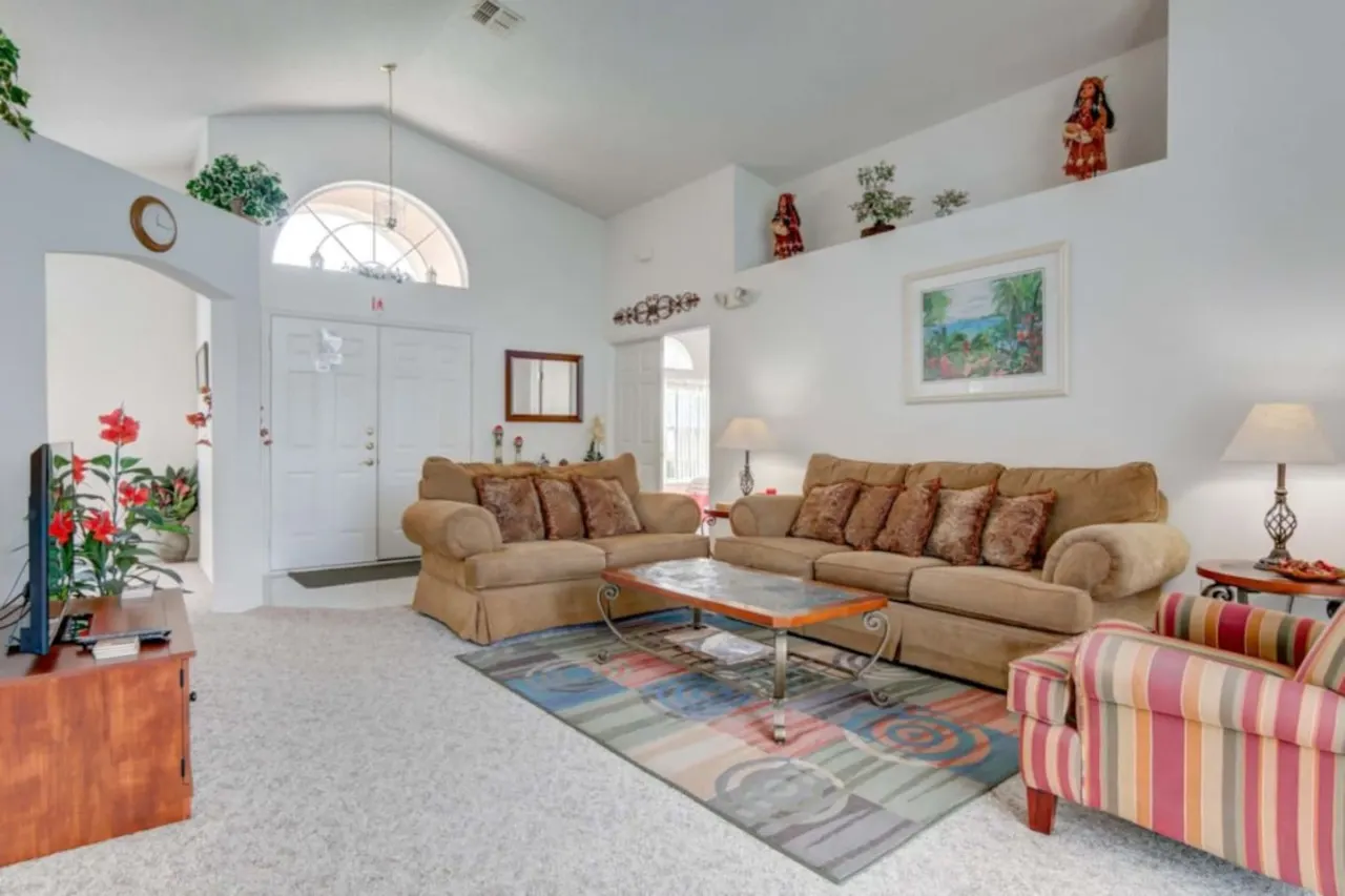 Cozy & Spacious 4-Bedroom Villa with Private Pool in Southern Dunes Golf & Country Club 8