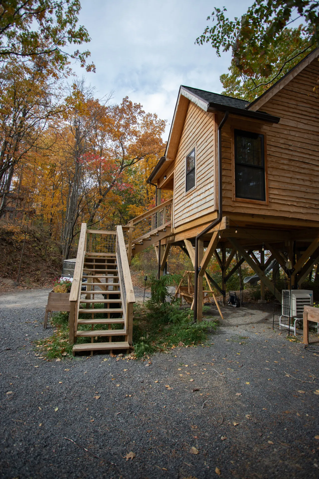 Lakefront Treehouse - Osprey Landing — photo 3