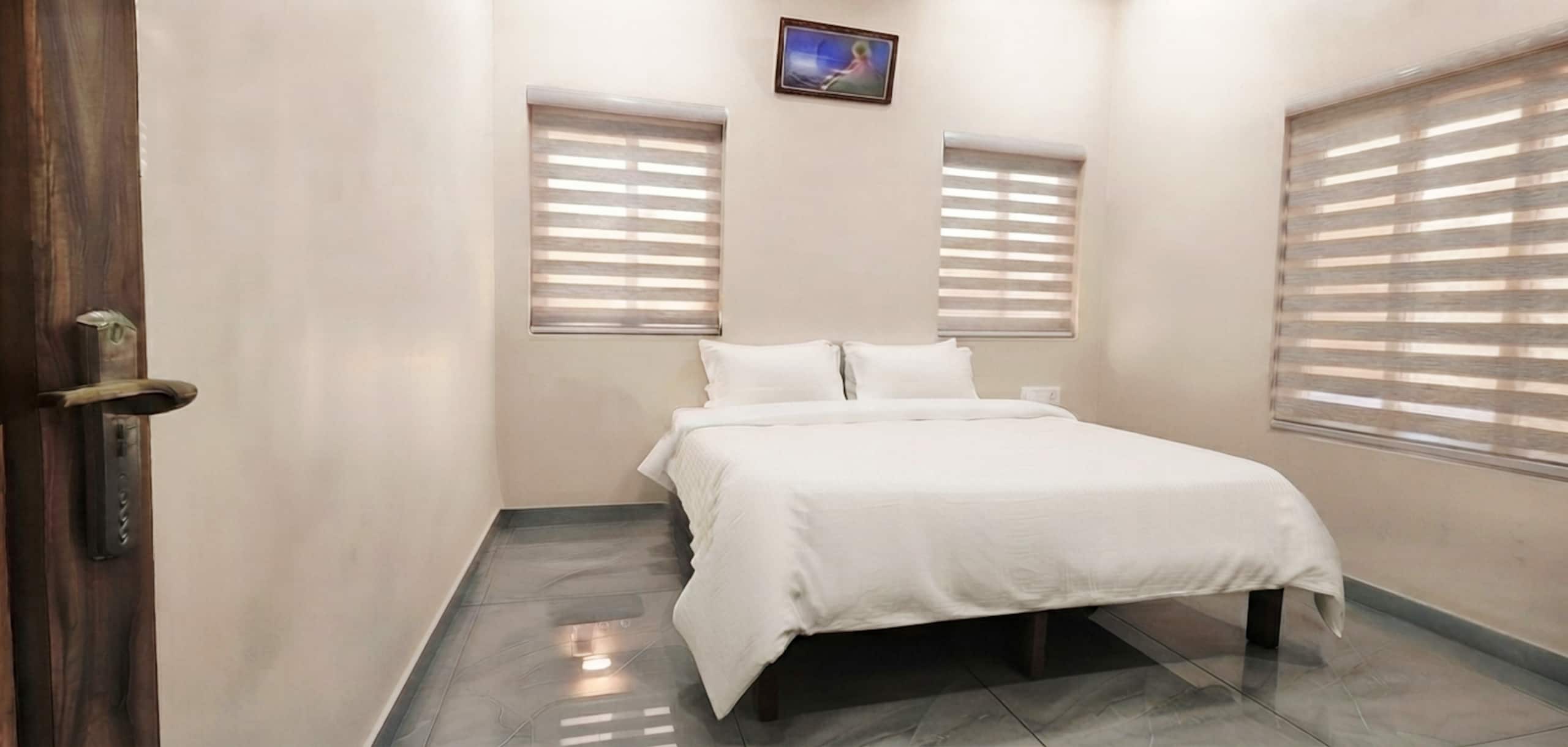 Pepperland Holiday Villa - 3 AC En-Suite Bedrooms 24