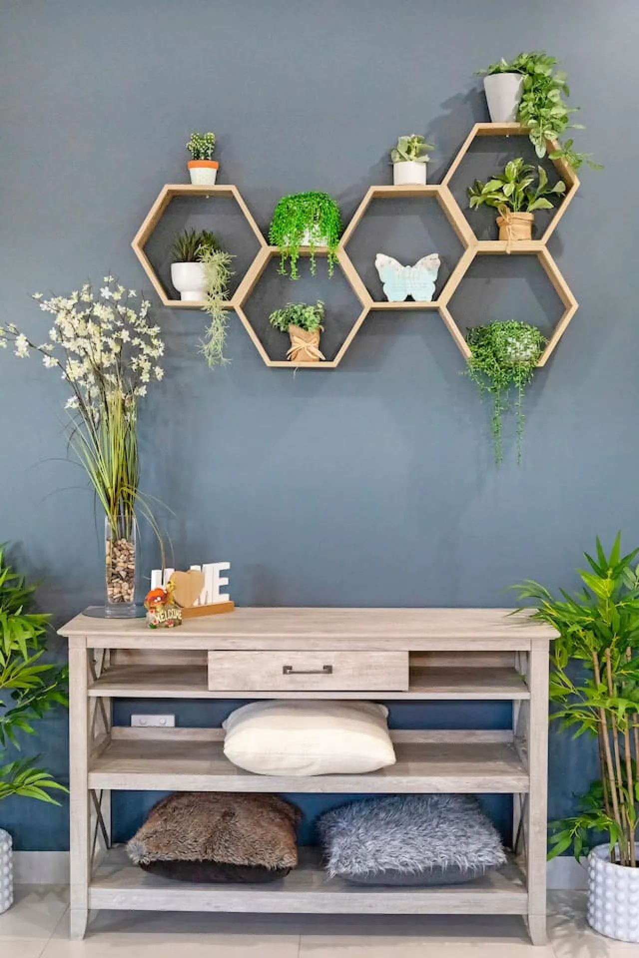 Zenhouse Vista: Elegant Coastal Haven 14