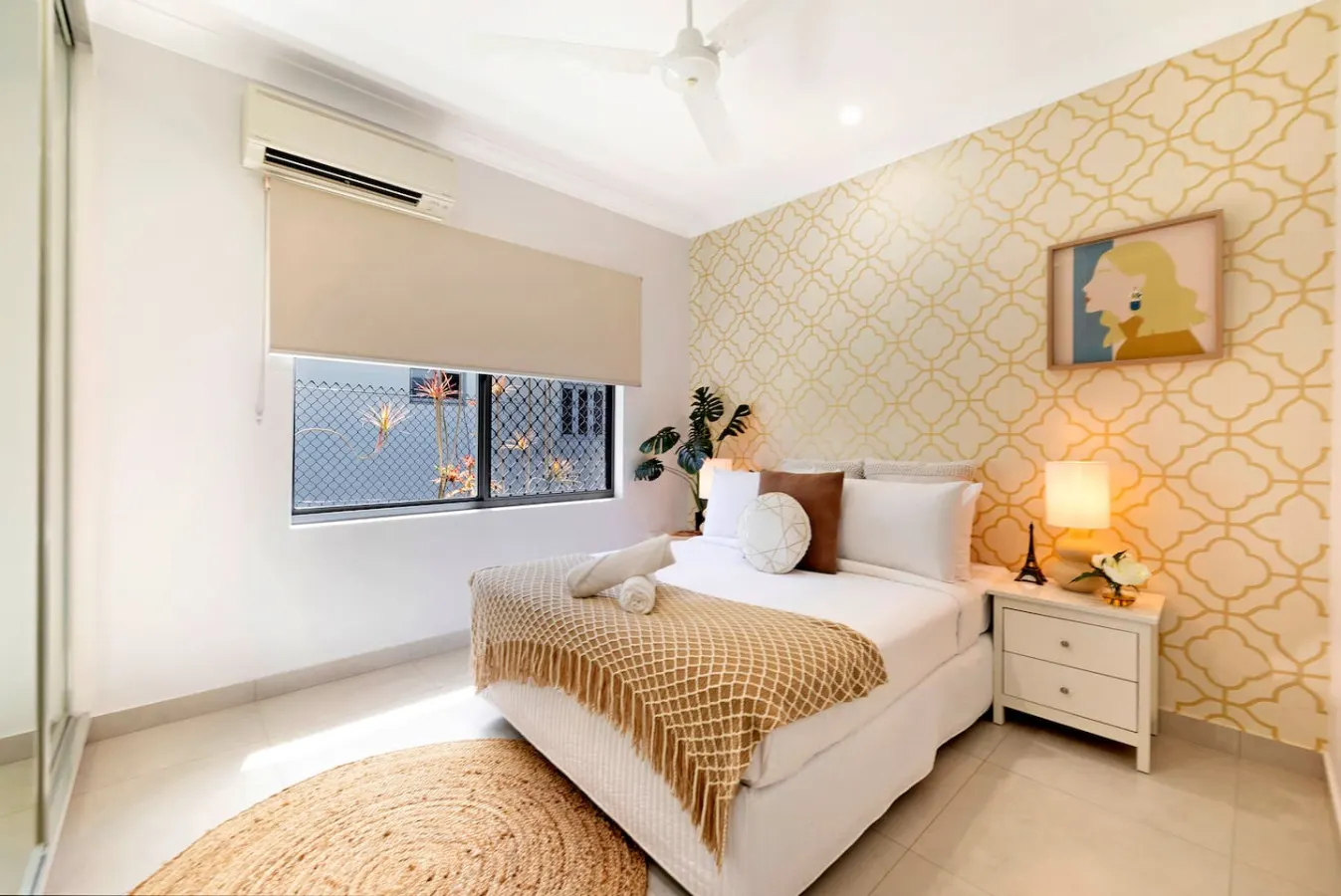 Zenhouse Vista: Elegant Coastal Haven — photo 4
