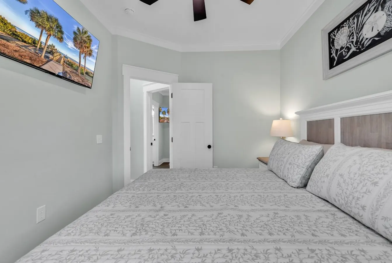 Ocean Lakes New Build Pool, Outdoor TV & Grill 7
