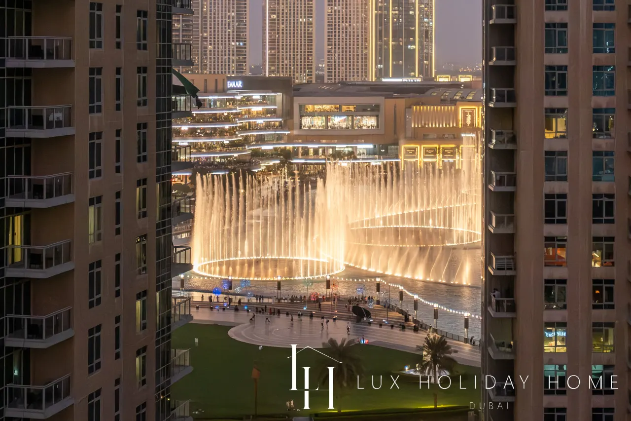 LUX The Fountain View Suite 11