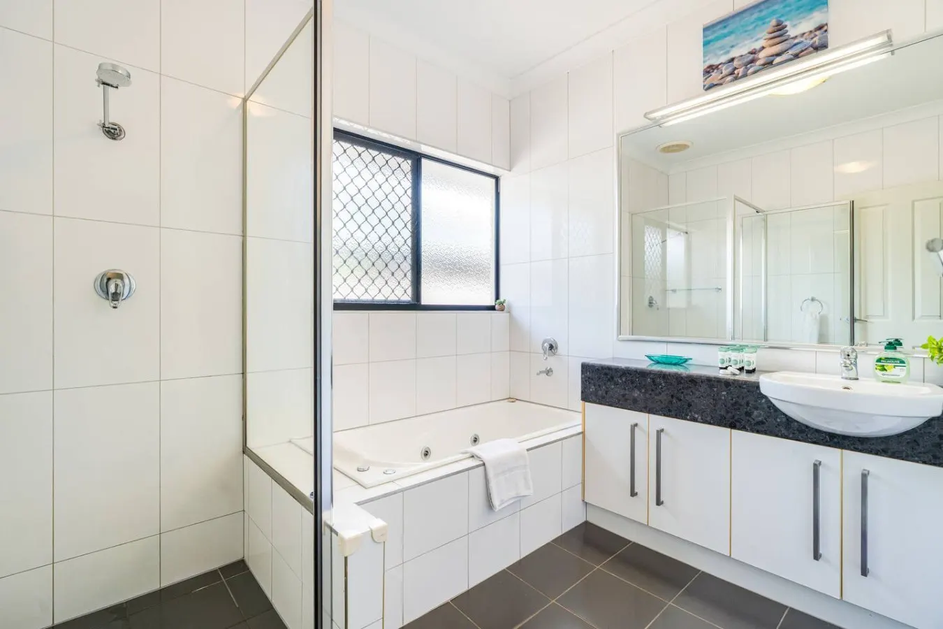 Zen Orient ~ Luxurious 4BR Oasis with Private Pool 20