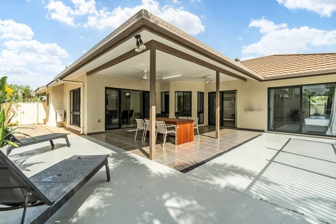 Zen Orient ~ Luxurious 4BR Oasis with Private Pool — photo 3