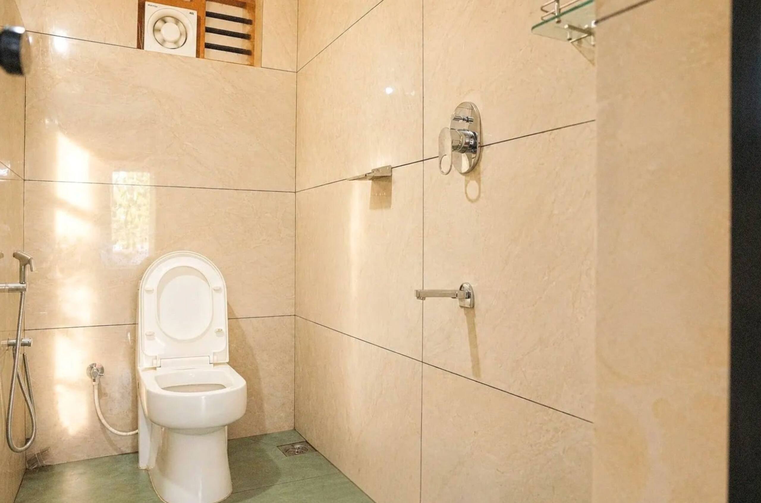 Mistwood Cabin 1bhk (B) pookode lake 3
