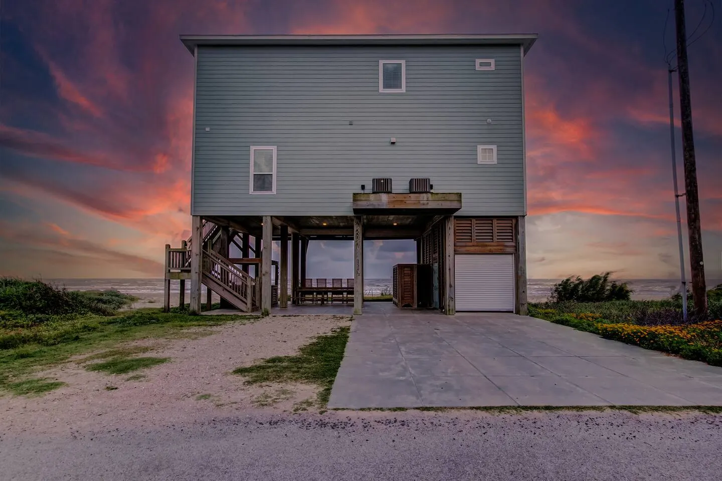 Front Row Sea't, Crystal Beach, Texas 13