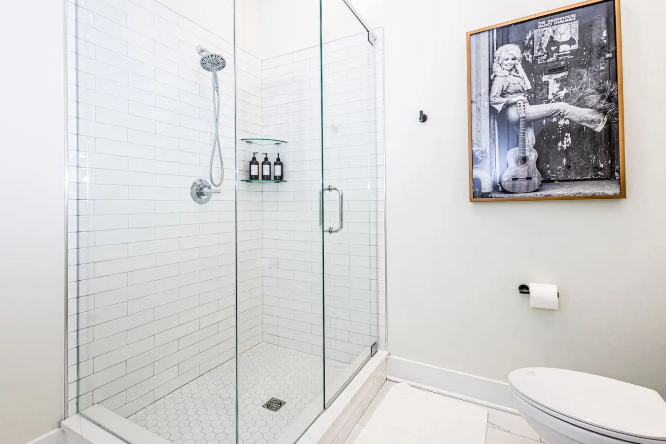 Downtown Luxury Condo Near UT 17