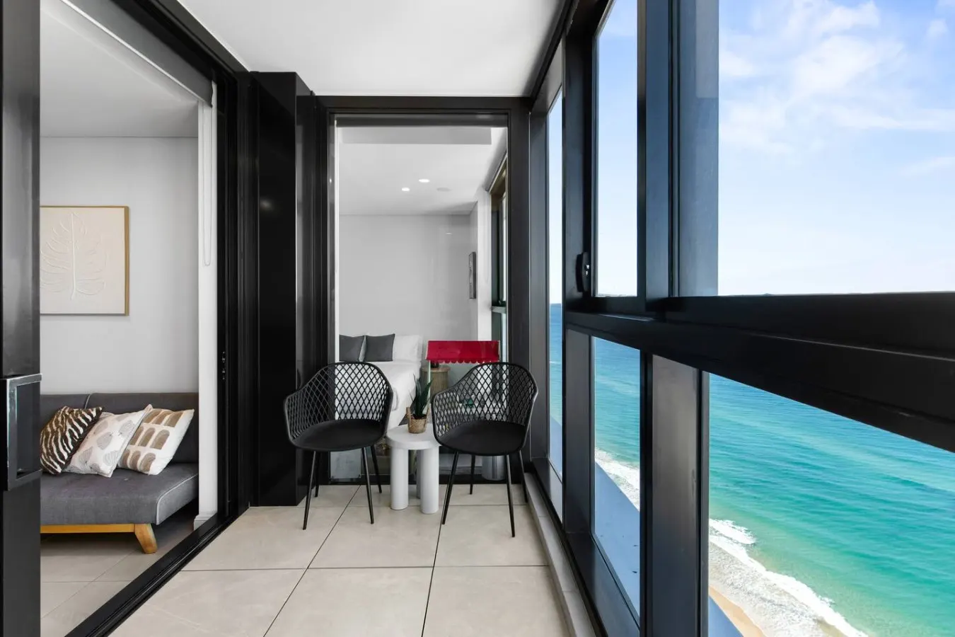 Stunning Ocean View 2B2B Apt @ Surfers Paradise 8