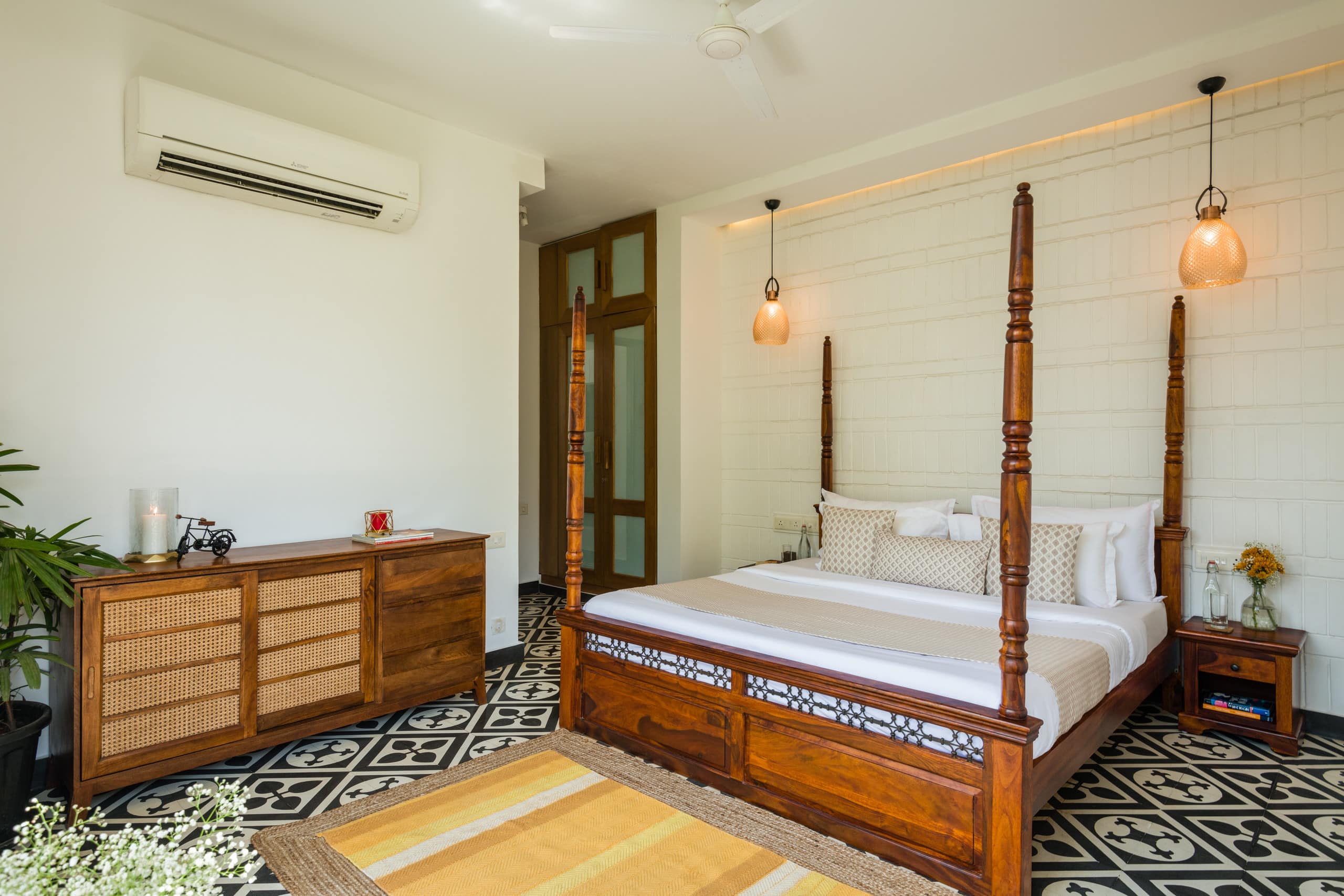 TBK VILLA10,5 mins vagator beach,Pvt pool &jacuzzi 10