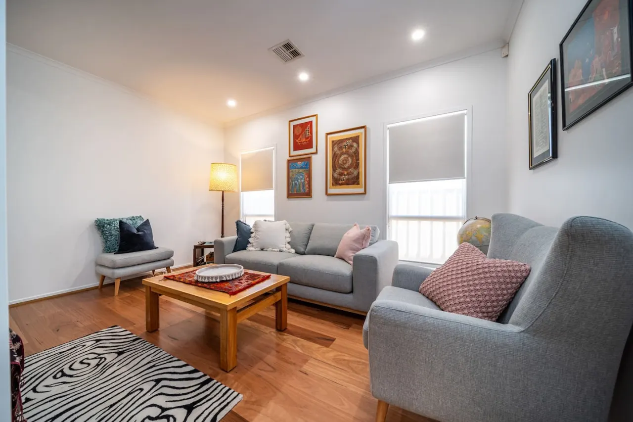 Sailors’ Retreat—Family Pool Oasis by Largs Beach 7