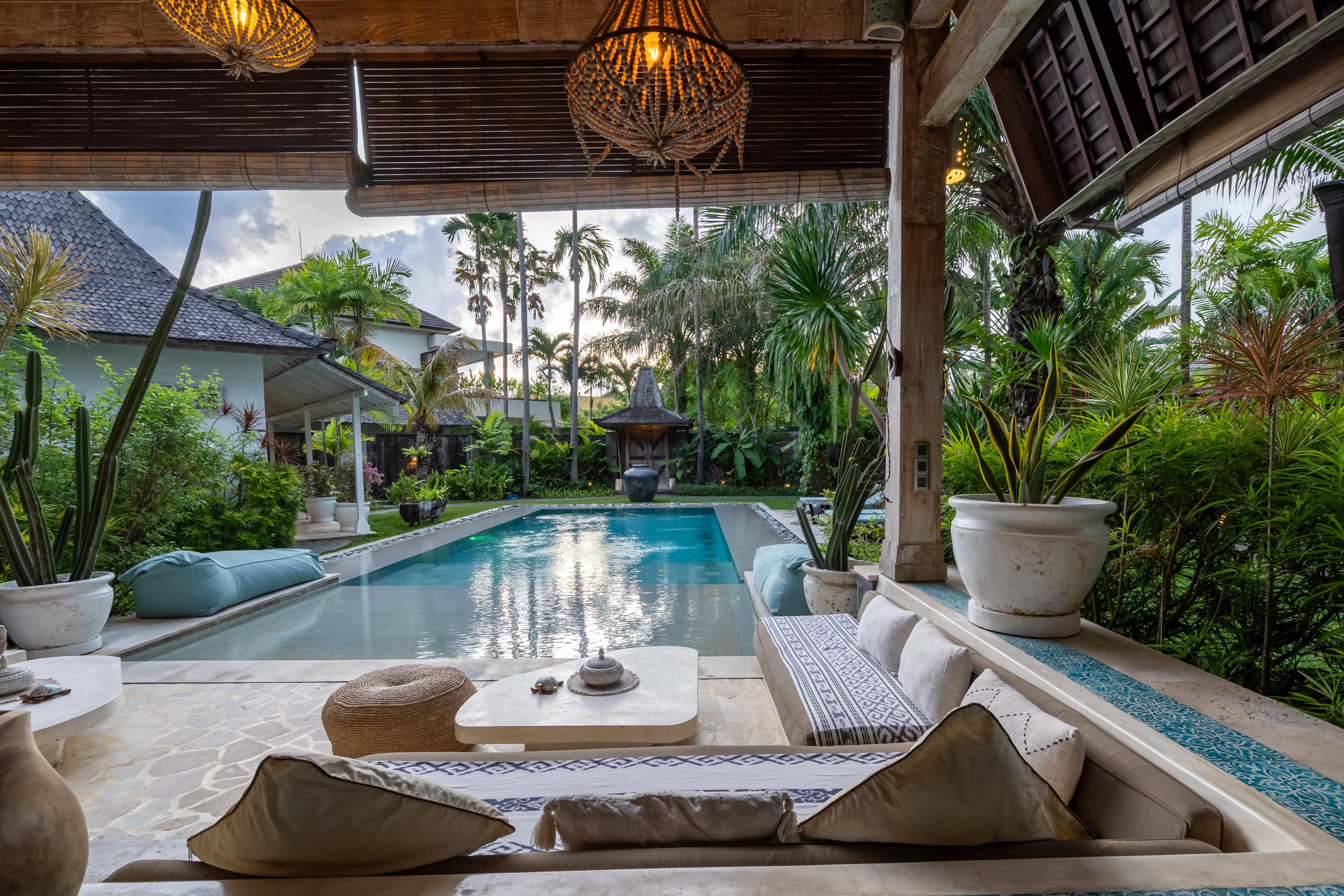 Villa Pom Pom | Unique & Walking distance to beach 9