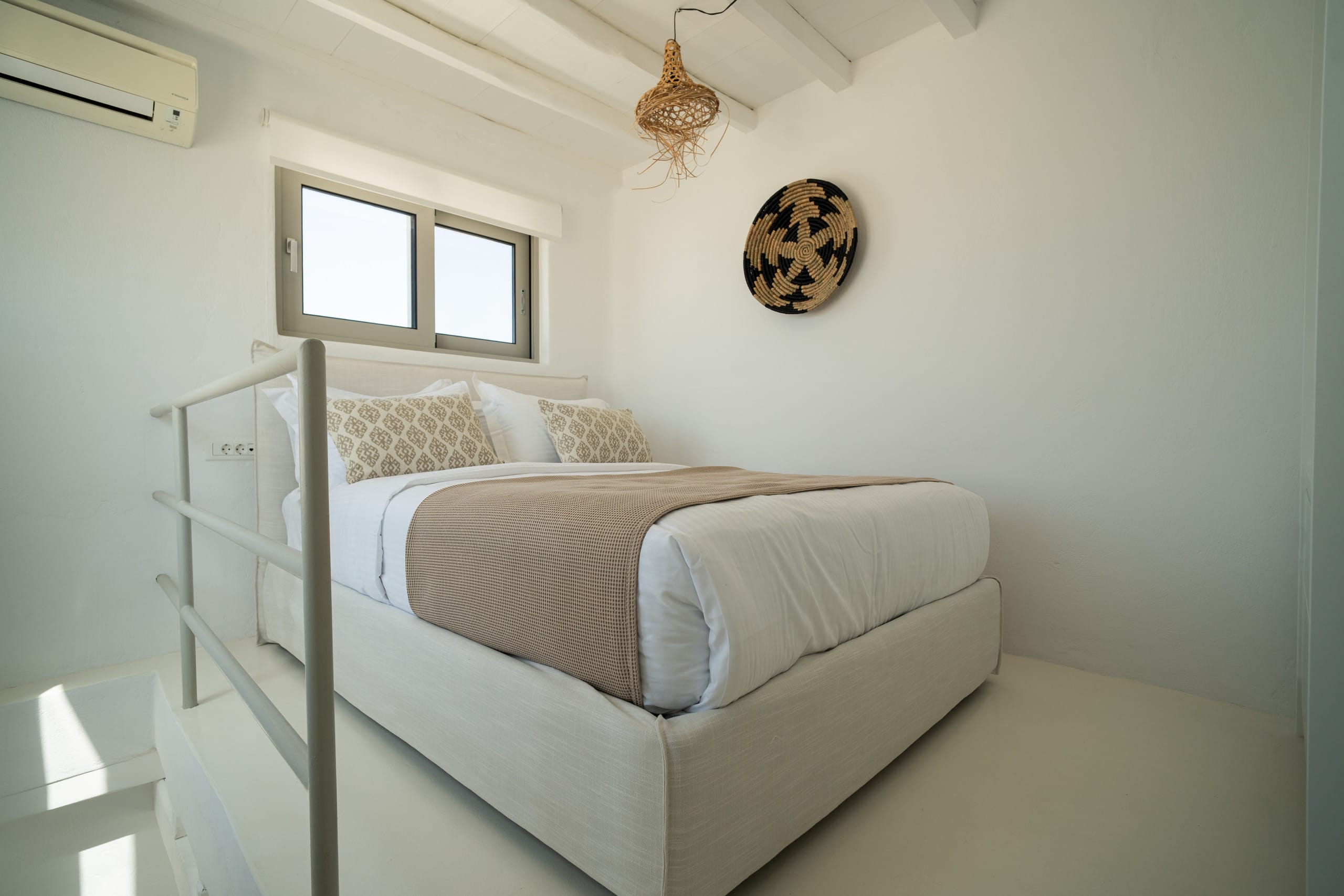 Villa Mayfair by Mykonos Mood 33