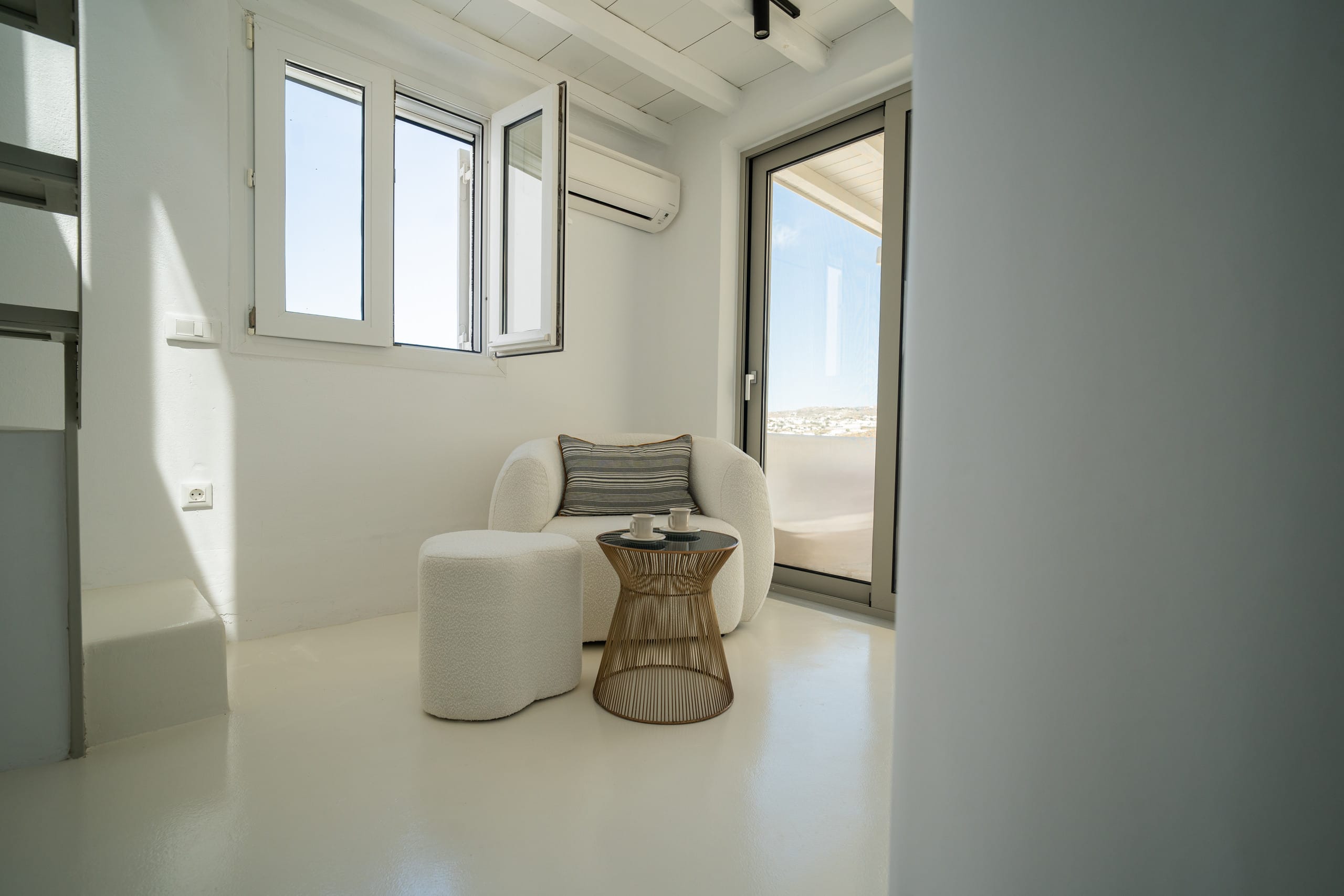 Villa Mayfair by Mykonos Mood 34