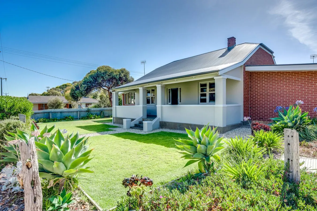 Bungalow on Hutton
