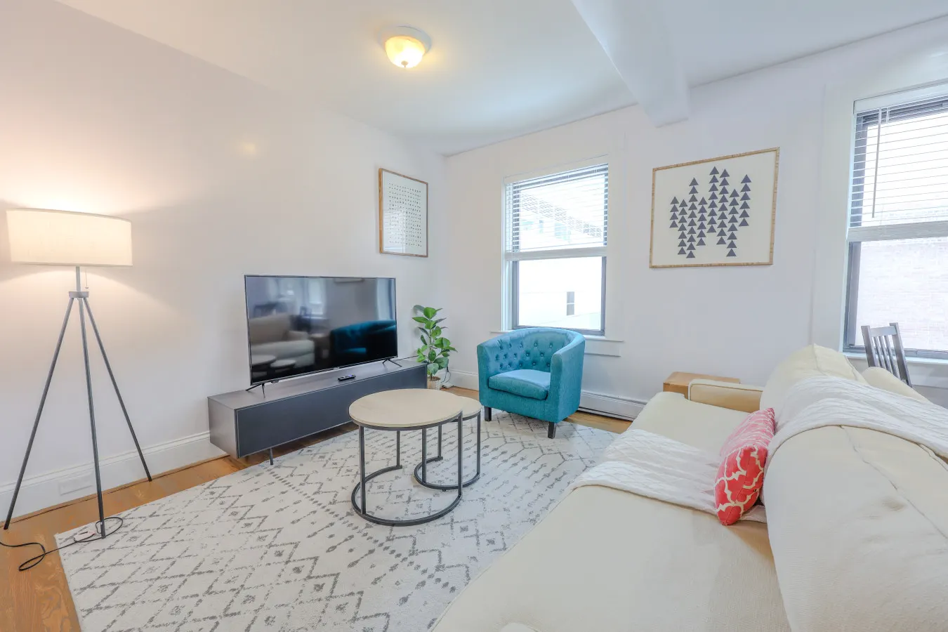 Modern 1BRs steps from Boston Common + South End 7