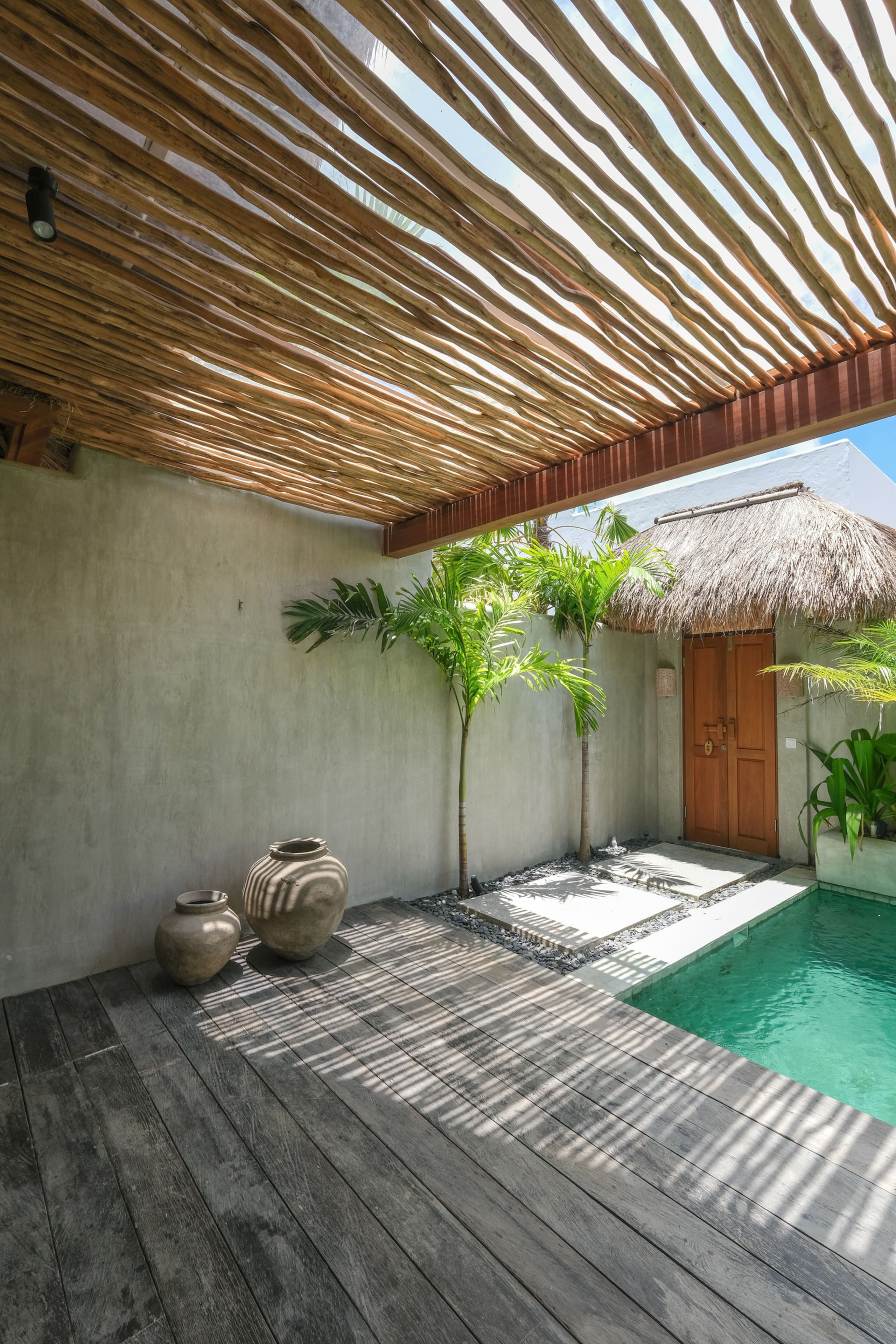Contemporary and Tropical Villa with Pool 25