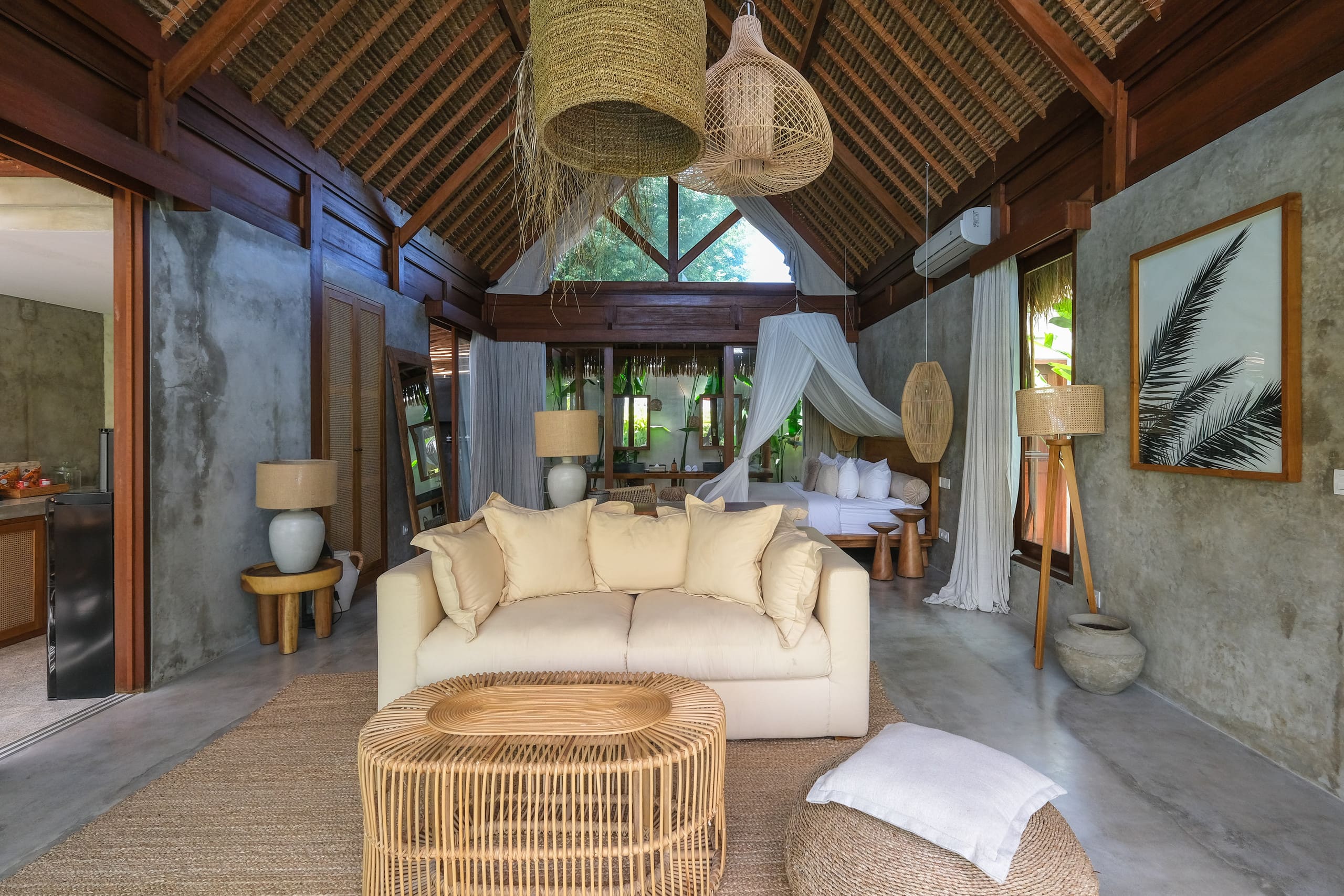 Contemporary and Tropical Villa with Pool — photo 2