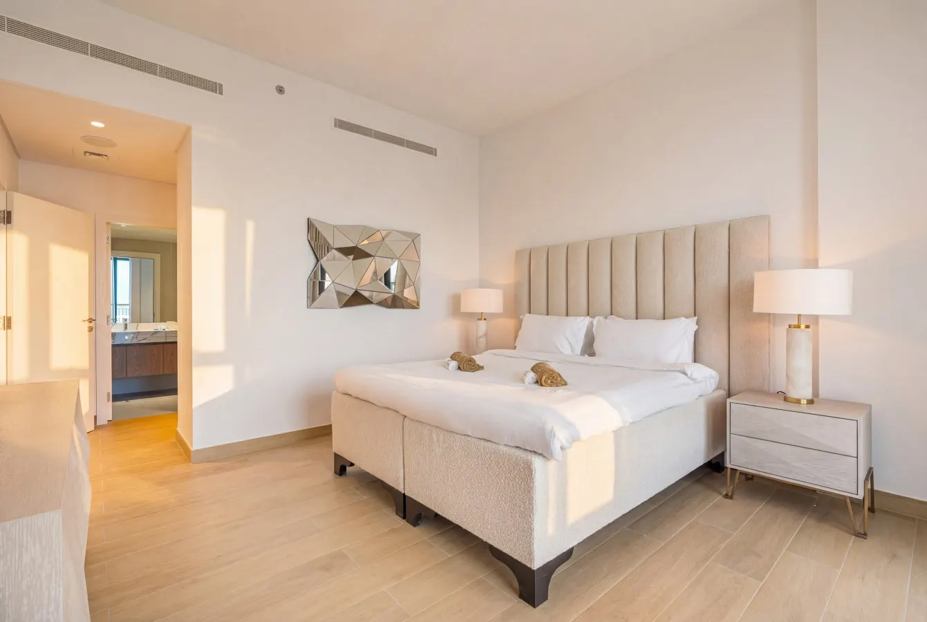 Peaceful LaMer Home w/ Private Beach 14