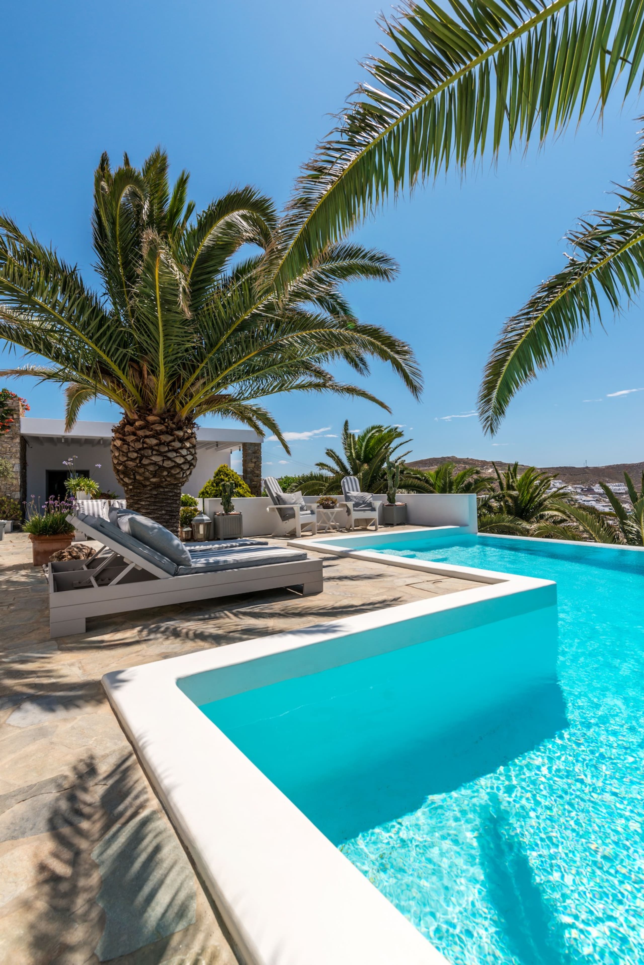 White House 2 Bdr by Fantasia Villas — photo 3